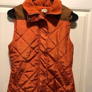 Daniel Cremieux orange and brown quilted vest